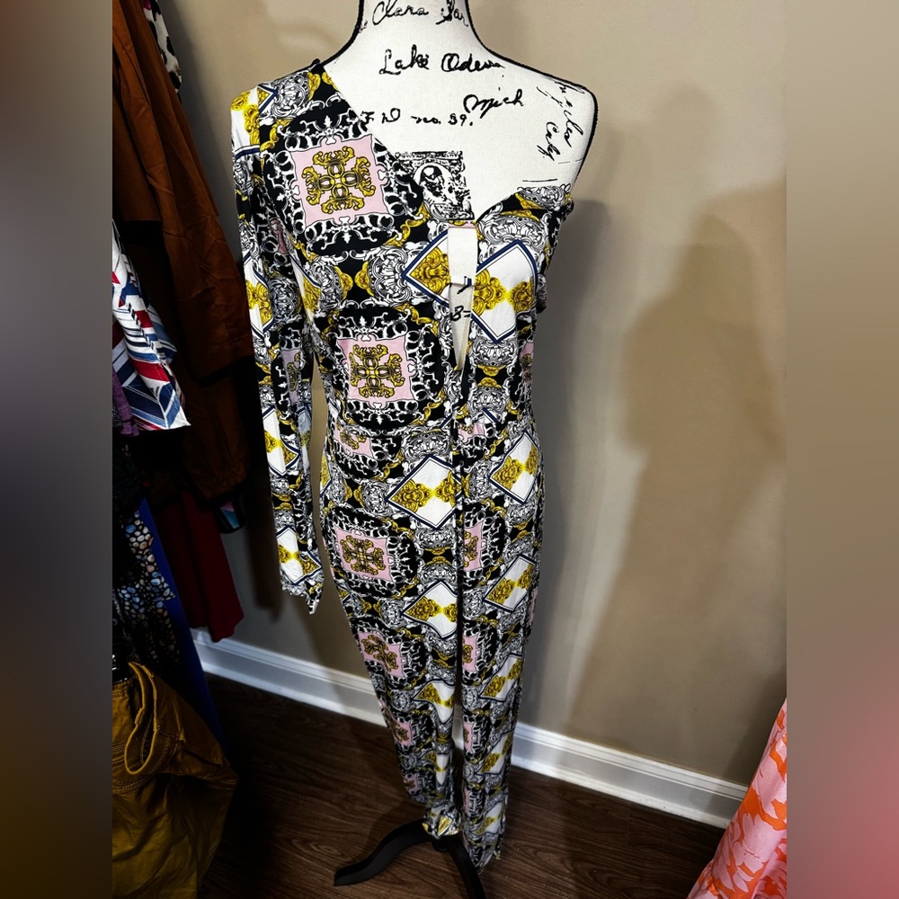 Black and Yellow One Shoulder Sleeveless Jumpsuit